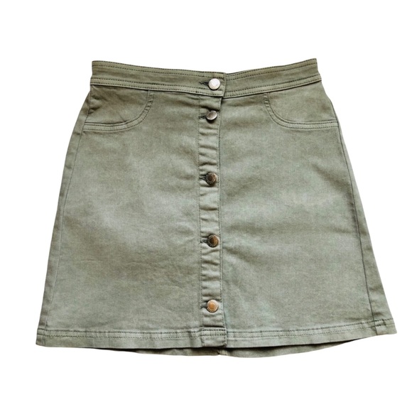 [H&M] Girl’s A-line Button Down Skirt - Picture 2 of 3